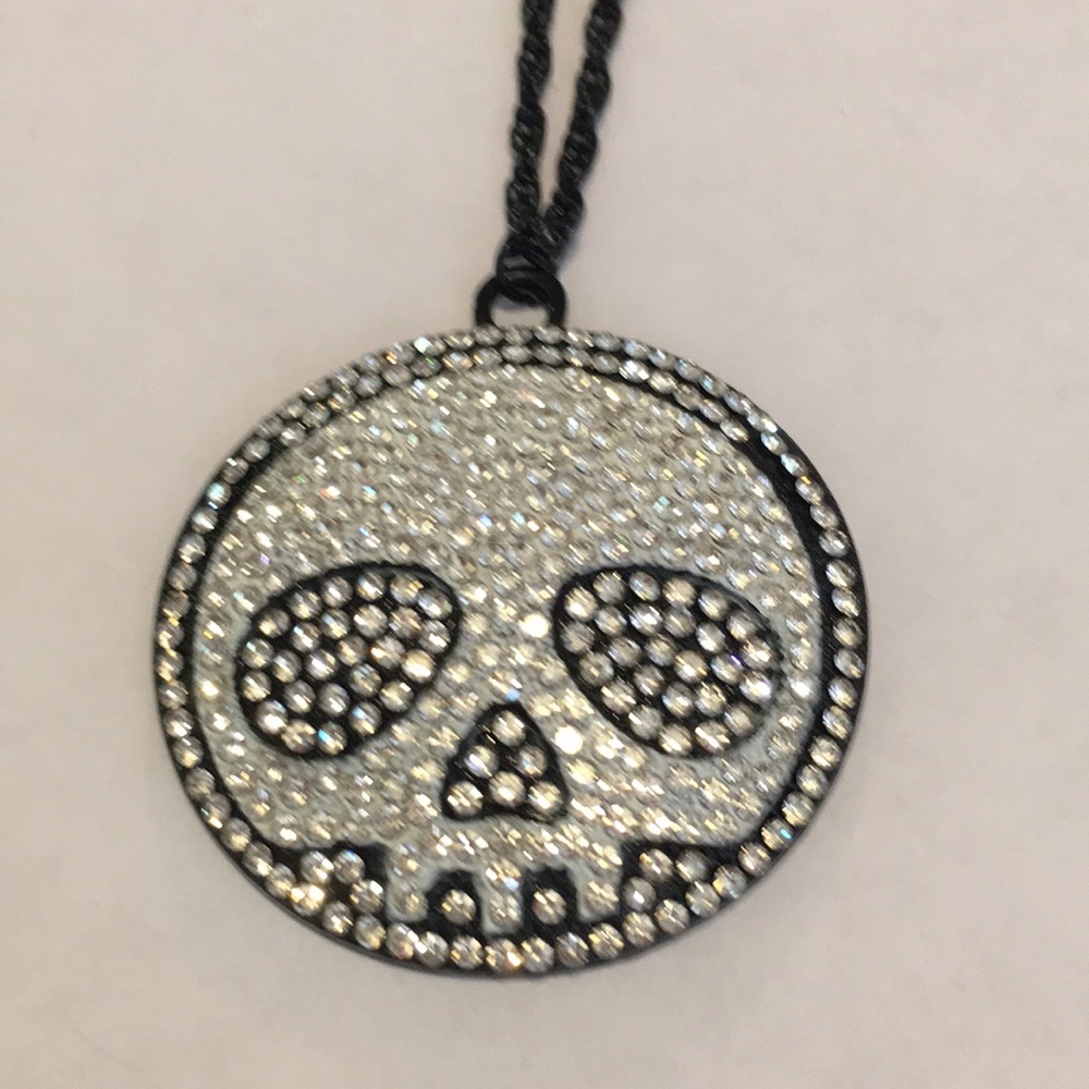 πSkeleton Jack 13 inch Bling Necklace NEW CUTEπ - Picture 2 of 3